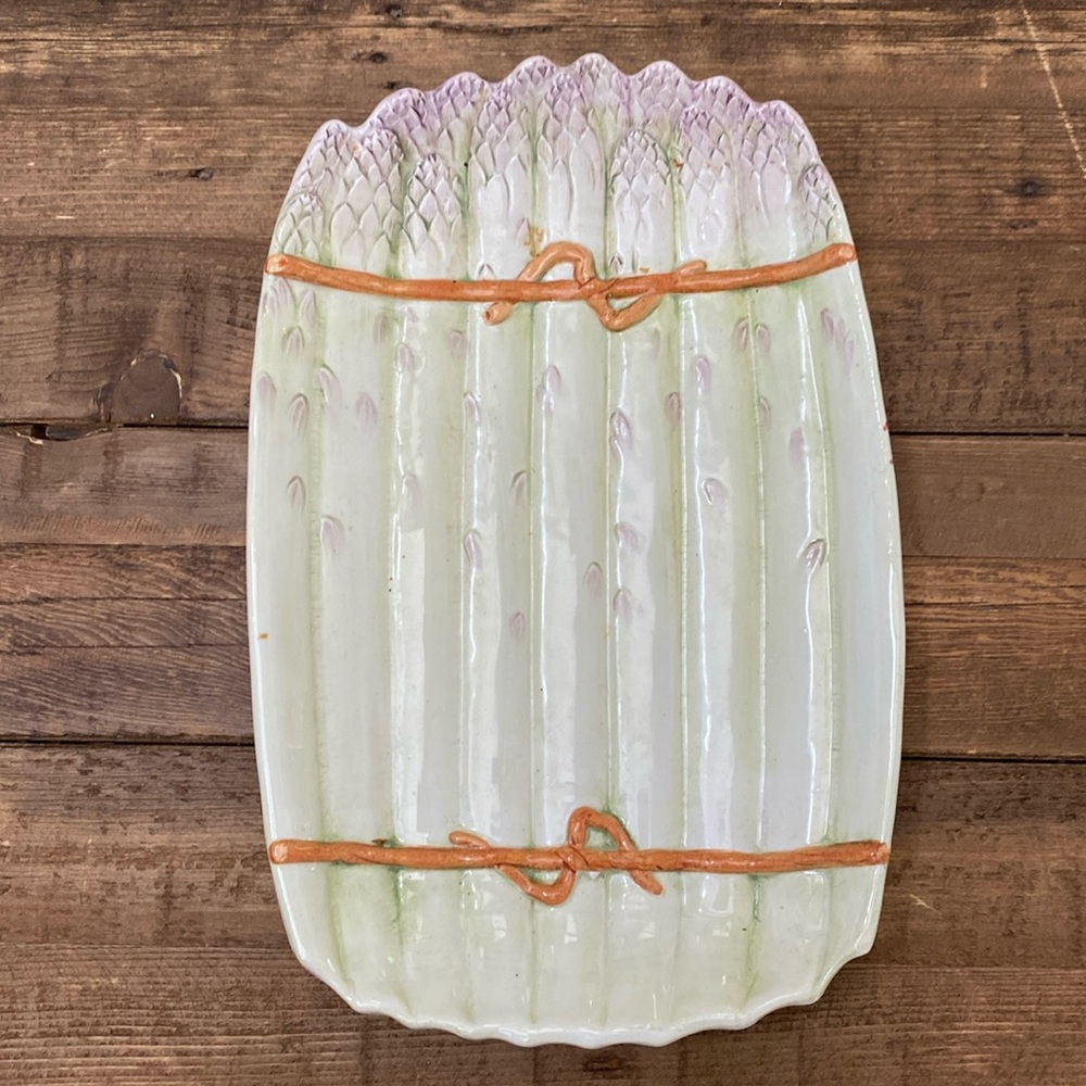 Asparagus plate made in Italy